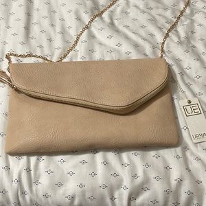 New with tags blush Stella Urban Expressions envelope bag